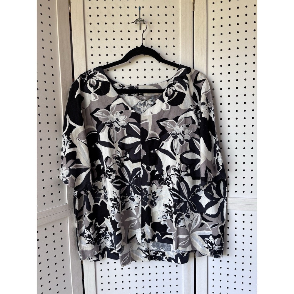Motto Women's 1X Floral Short SLV Blouse Linen Rayon Navy Black Cream